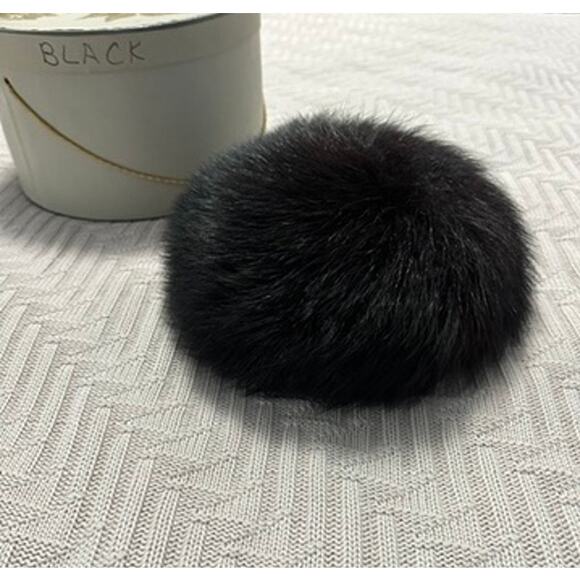 Vintage Bloomingdale's black fur cloche hat
